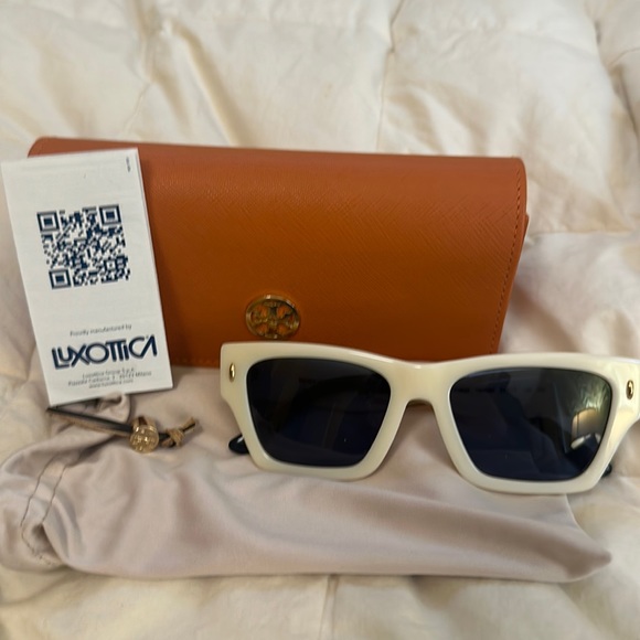 Tory Burch Accessories - Tori Burch Sunglasses blue/white cream color